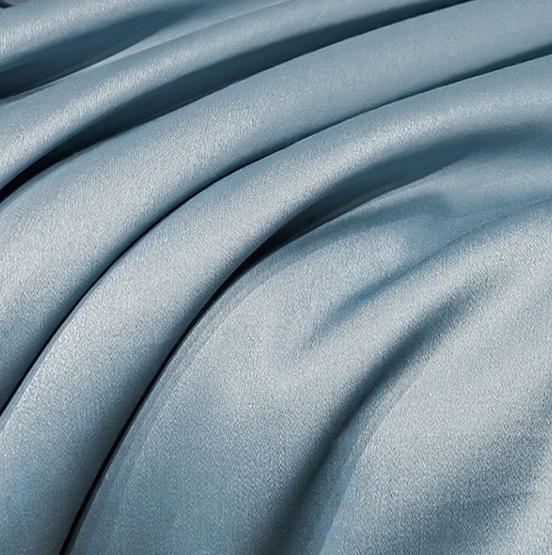 ⏰Last Day Sale 65% OFF🥰 ✨Summer Simple Ice Silk Quilt❄️ Ultra Cool Anti-Sweat Thin Quilt, Machine Washable Bedding