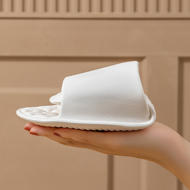 🛁 50% OFF! ✨ Foldable Non-Slip Disposable Shower Slippers – Comfort & Safety 🌟