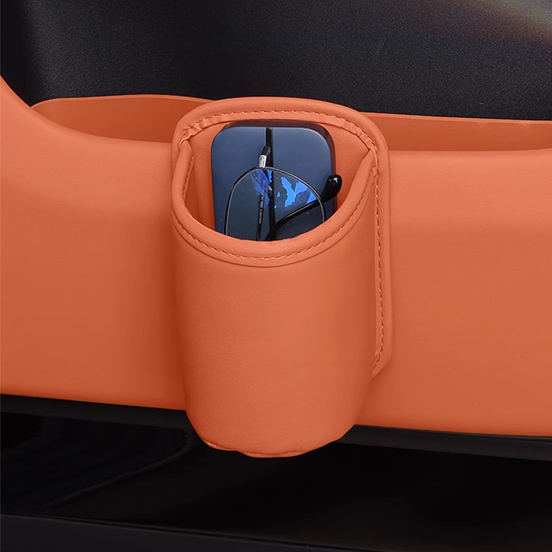 🥳2026 HOT SALE🥳🚗🧺 50% OFF! Leather Car Door Cup Holder – Wide‑mouth opening, easy reach for drinks & phone. Clip‑on secure fit. PU leather, tough & stylish. 🛡️✨