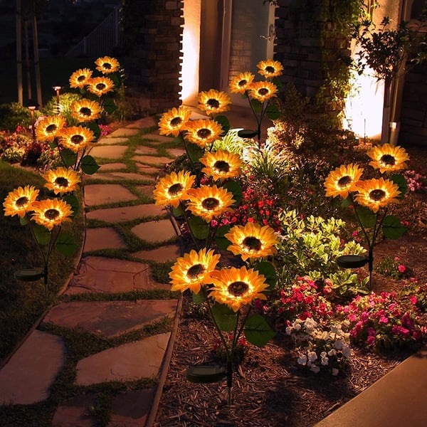 🌻50% OFF! ☀️ Waterproof sunflower solar lamps – Realistic petals, IP65 protection rating, and automatic 8 to 12 hour lighting ☀️🌻