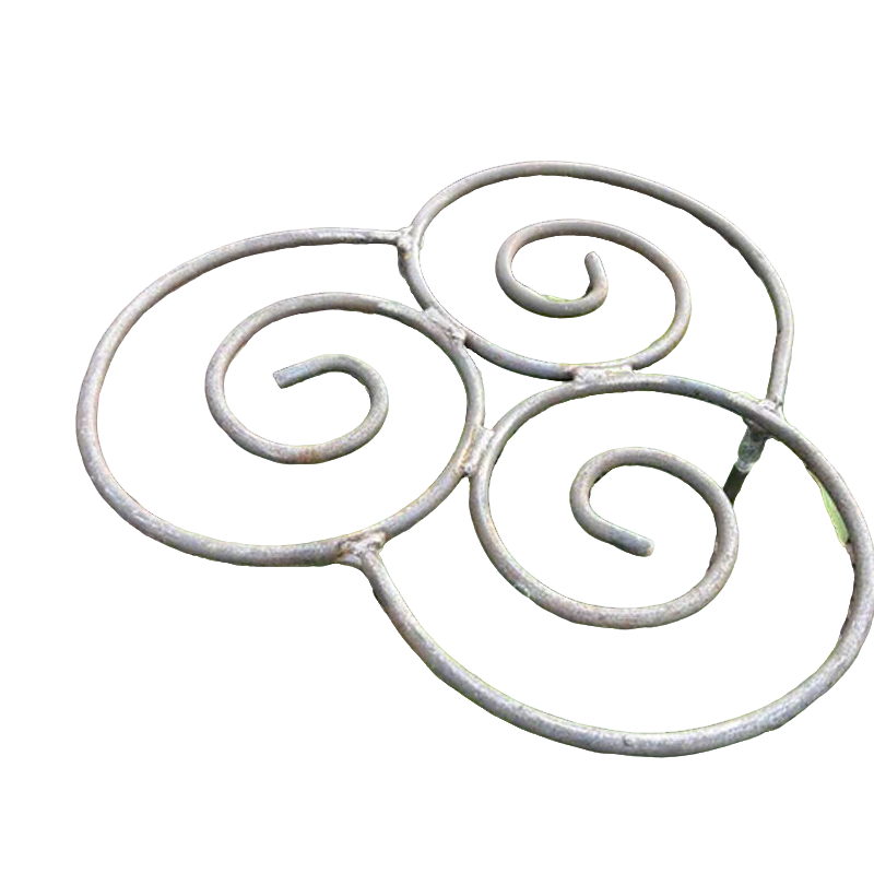 Sturdy plant support for flowers