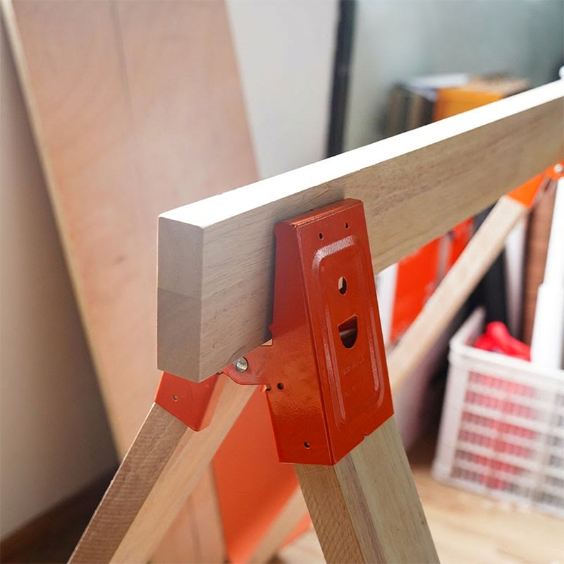 🛠️ 55% OFF NOW! 🔩 Heavy-Duty Sawhorse Bracket with Down Clamp – Galvanized steel, foldable & secure locking – perfect for job sites, workshops or DIY projects 🛠️